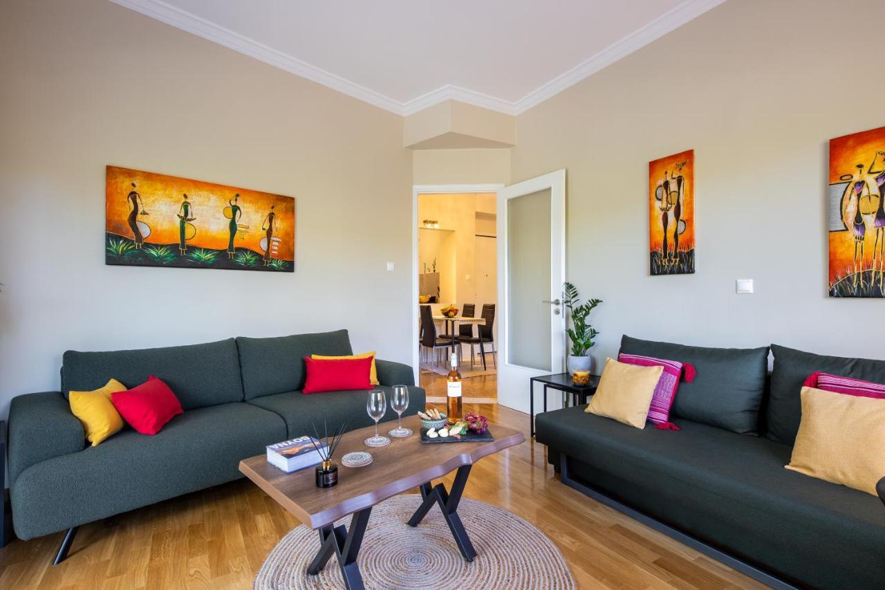 Renovated Apartment Near Acropolis アテネ エクステリア 写真