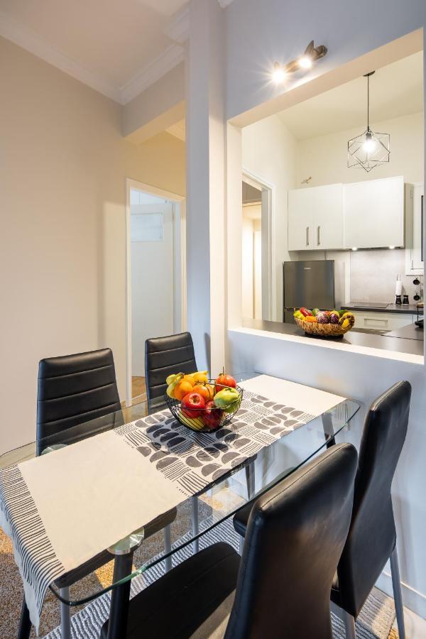 Renovated Apartment Near Acropolis アテネ エクステリア 写真