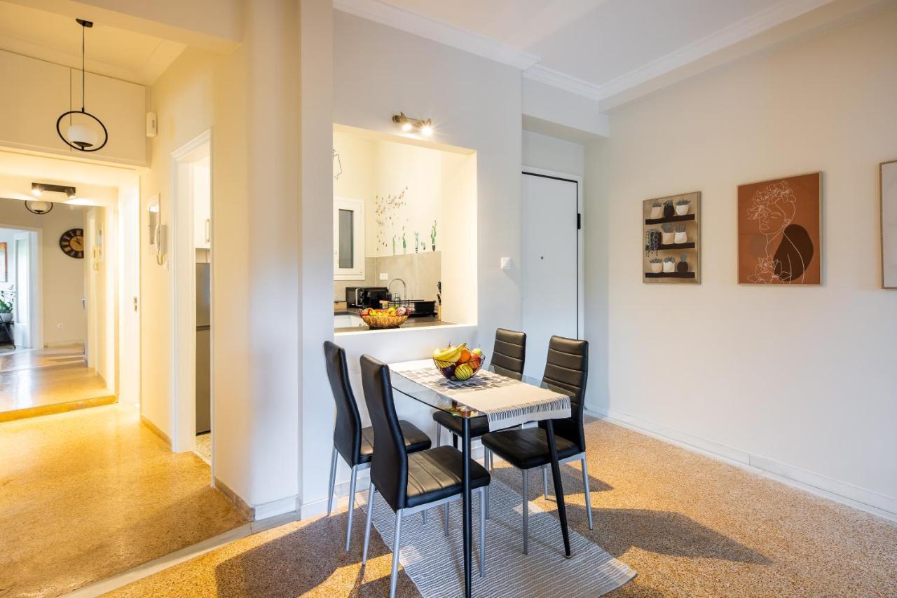 Renovated Apartment Near Acropolis アテネ エクステリア 写真