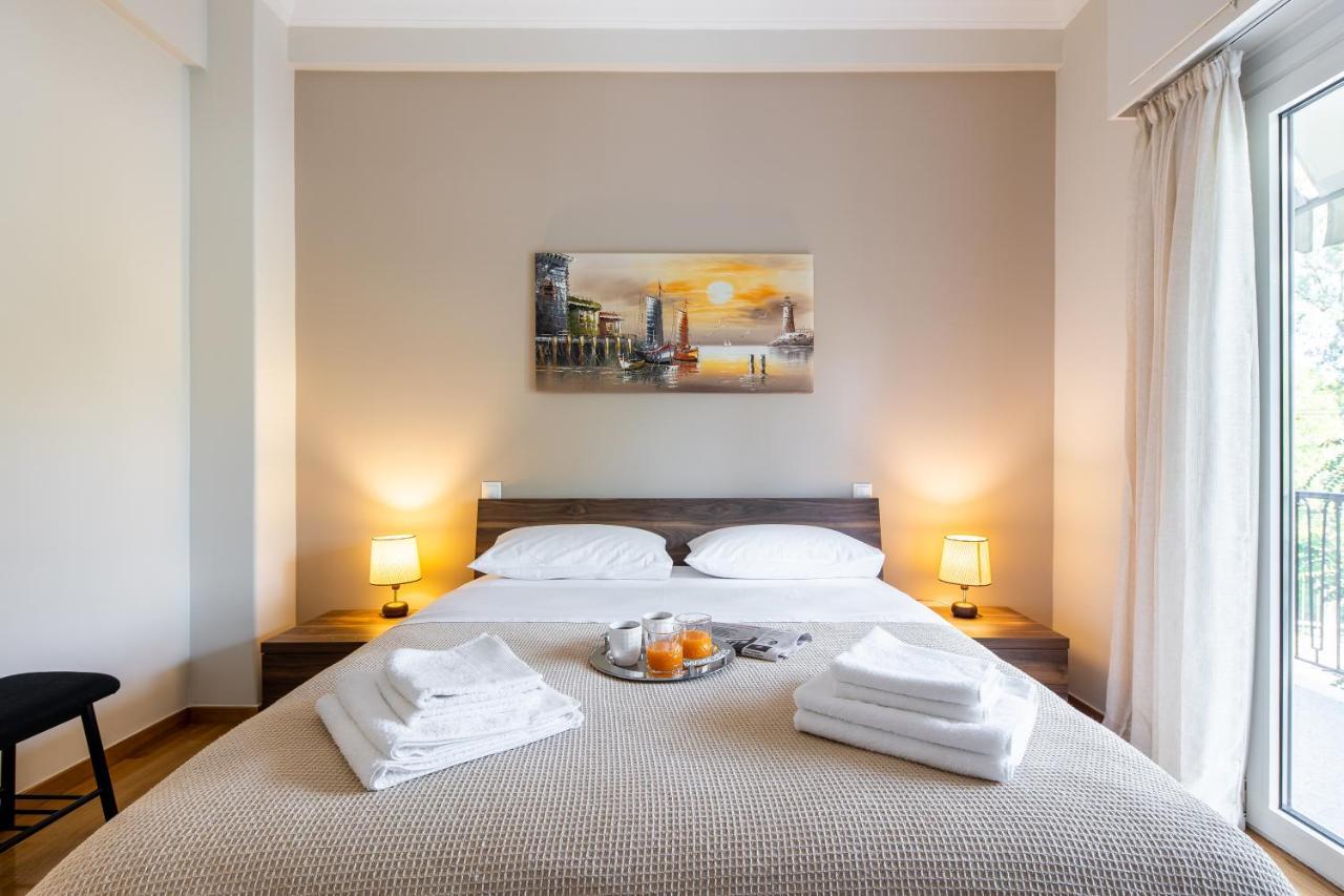 Renovated Apartment Near Acropolis アテネ エクステリア 写真